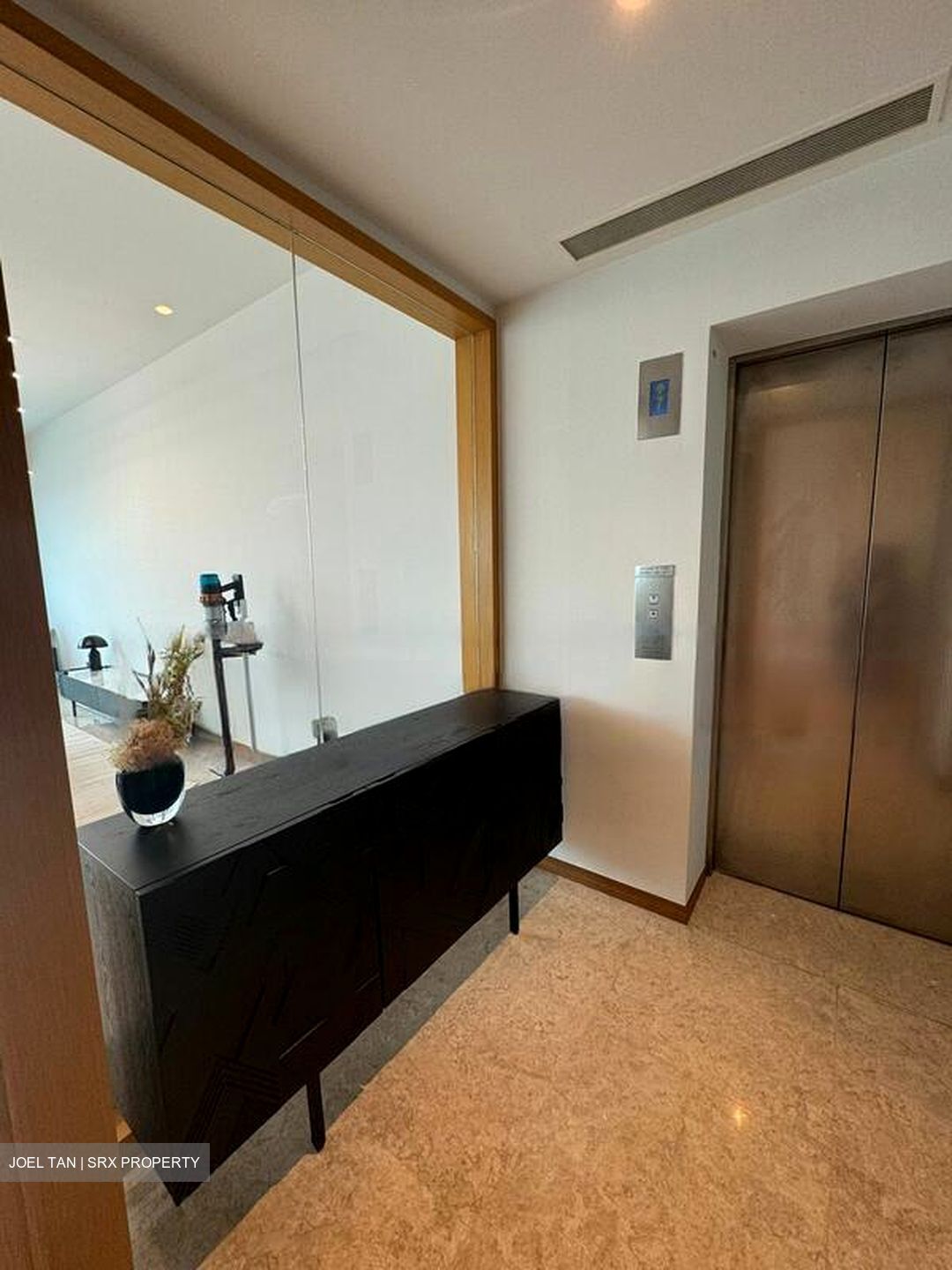 Marina Bay Residences (D1), Condominium #501876511